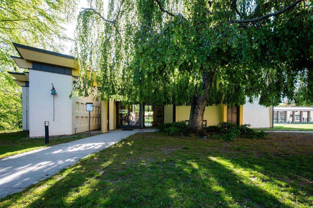 Hotel Stiftsgarden Akersberg Höör Esterno foto